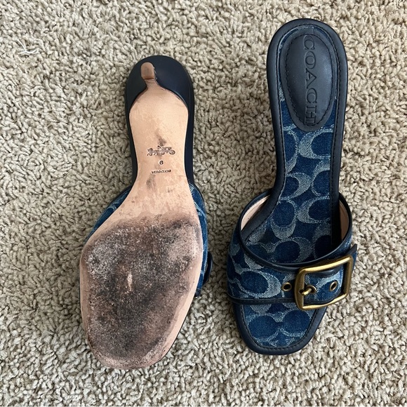 Coach Margot sandal in signature denim - Picture 2 of 3